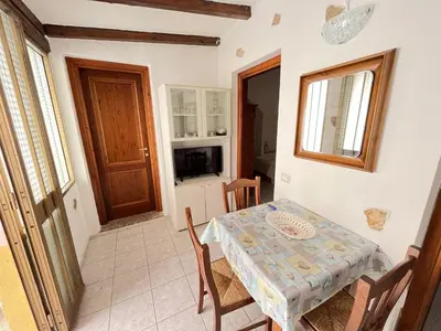 Cucina o angolo cottura di Appartamento Nassia 2 By La Via Del Mare Viaggi e Vacanze