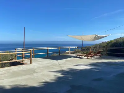 Paesaggio naturale nelle vicinanze della casa vacanze