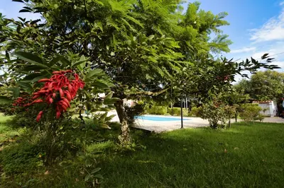 Piscina di Countryside villa with pool o nelle vicinanze