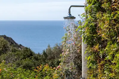 Paesaggio naturale nelle vicinanze della villa