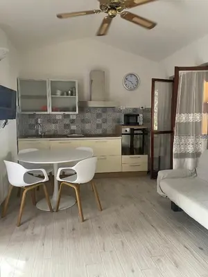 Cucina o angolo cottura di Casa vacanze a tre minuti a piedi dal mare