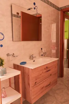 Bagno di La casa di Lavy - private parking + wifi