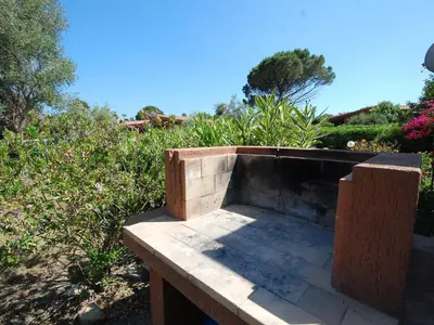 Giardino di Apartment Marrone-7 by Interhome