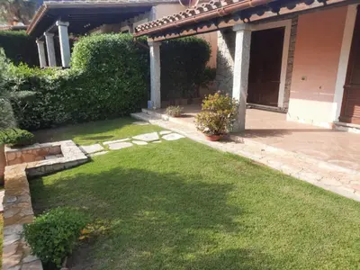 Giardino di Casa Pepe, Confortevole villetta con giardino a 2 min dal mare