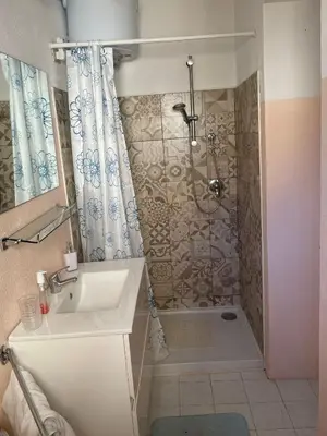 Bagno di Traditional house Zia Dina