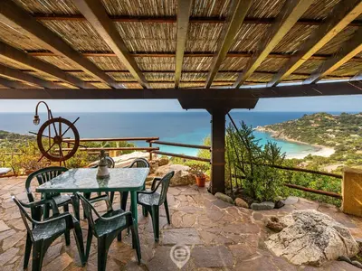 Paesaggio naturale nelle vicinanze della casa vacanze