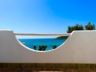 Paesaggio naturale nelle vicinanze della villa