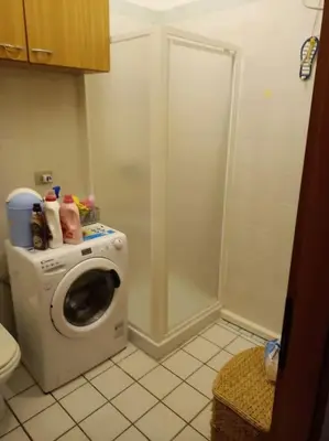 Planimetria di Appartamente moderno e accessoriato.