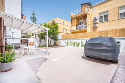 Area soggiorno di Oltremare, Patio, two steps from the sea