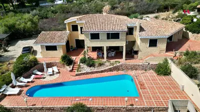 Piscina di Stunning sea View Villa w/private Pool - 5 Minutes From the Beach! o nelle vicinanze