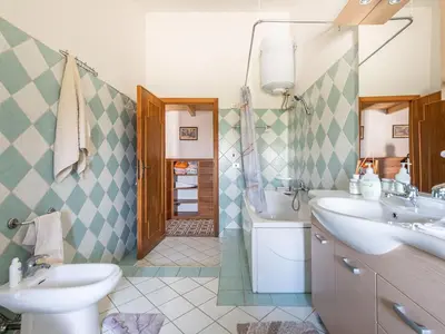Bagno di Emerald of Sanluri