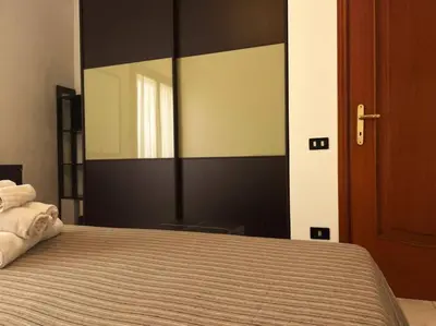 Letto o letti in una camera di Apt. Montesanto Sunset, 300Mt from city centre.