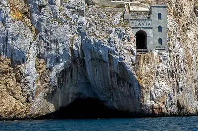 Paesaggio naturale nelle vicinanze della casa vacanze
