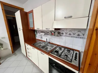 Cucina o angolo cottura di Appartamento Teresa By La Via Del Mare Viaggi e Vacanze