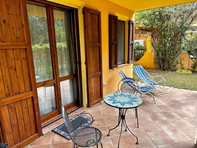 Giardino di Casa vacanze Campulongu a 150 mt dal mare, Villa Carolina