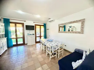 Cucina o angolo cottura di Casa vacanze Campulongu a 150 mt dal mare, Villa Carolina