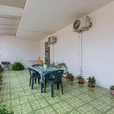 GuestHost - Cagliari Comfy Apartment with Terrace & Netflix!