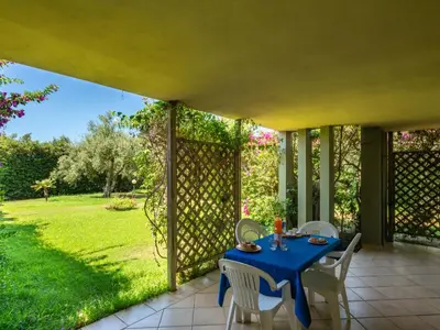 Giardino di Holiday Home Carlo-1 by Interhome