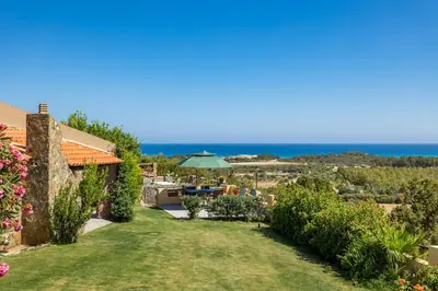 Paesaggio naturale nelle vicinanze della casa vacanze