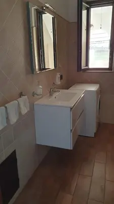Bagno di Domus Mariposa