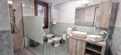Bagno di Bilocale Gemma