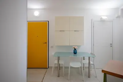 Planimetria di Kalbia Rooms managed by HolyDaisy - Renovated, functional, intimate and more