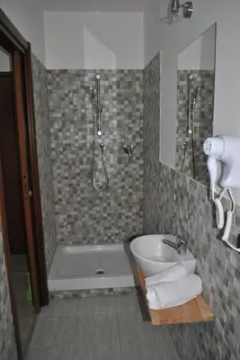 Bagno di Raxul Room
