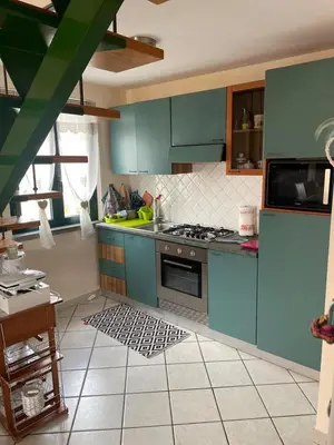 Cucina o angolo cottura di Casa Mary, vero relax a 15 min. dal mare-IUN Q1172