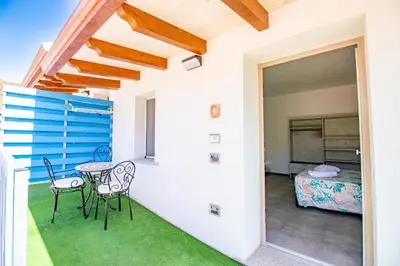 Patio o area all'aperto di S'Omu e Chicchinu Rooms