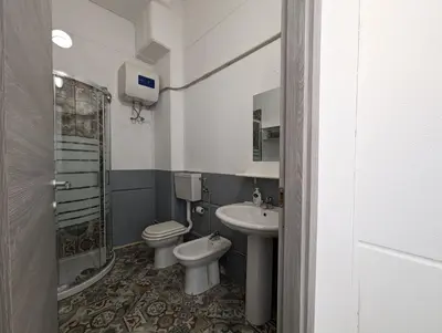 Bagno di Monolocale Viale Arbatax