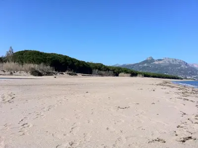 Paesaggio naturale nelle vicinanze del campeggio