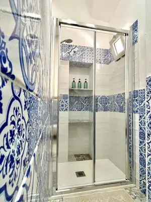 Bagno di Tuna House