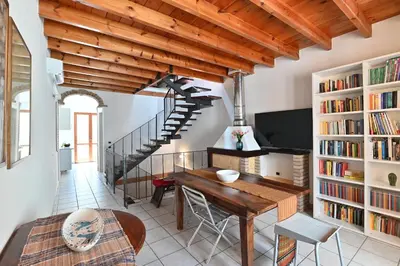 Biblioteca nell'appartamento