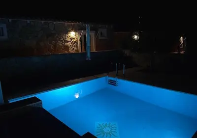 Piscina di Vi Ja Villa Janas Cagliari Resort o nelle vicinanze