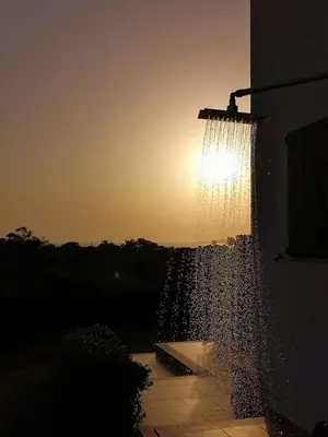 Alba o tramonto visti dall'interno della casa vacanze o dai dintorni