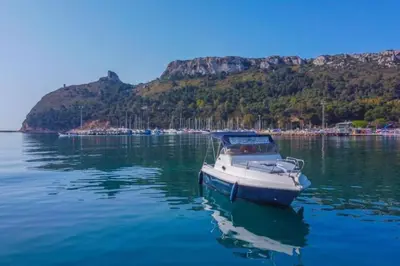 Paesaggio naturale nelle vicinanze della casa vacanze