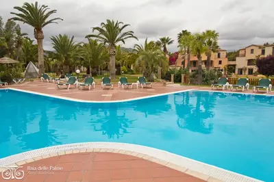 Piscina di Classical Residence Baia delle Palme Premium num1212 o nelle vicinanze