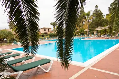 Piscina di Classical Residence Baia delle Palme Premium num1212 o nelle vicinanze