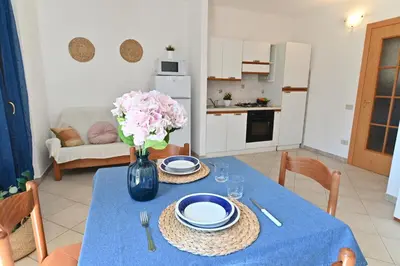 Cucina o angolo cottura di IzzHome Lemon Tree