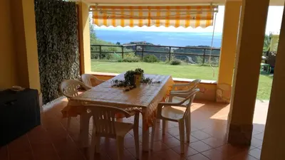 Paesaggio naturale nelle vicinanze della casa vacanze