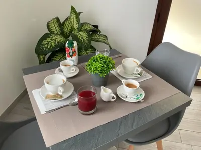 Set per la preparazione di tè e caffè presso Climy
