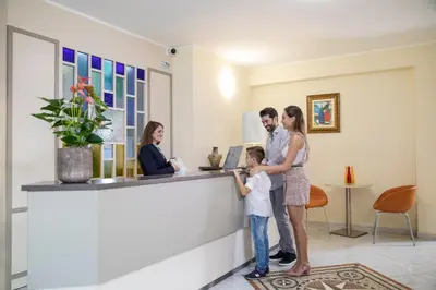 Ospiti di Lu' Hotel Maladroxia