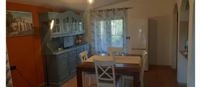 Cucina o angolo cottura di Casa a 180 mt dal mare ideale per famiglie con cani