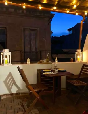Balcone o terrazza di Inner City History House