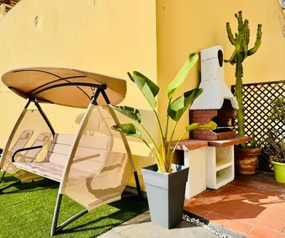 Area soggiorno di Al Porto - Apartment with Terrace - Heart of City Center