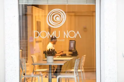 Certificato, attestato, insegna o altro documento esposto da Domu Noa Hotel