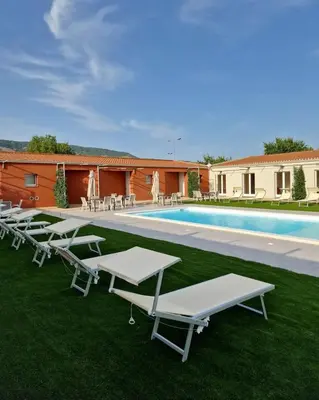 Piscina di Bisus de Jara o nelle vicinanze