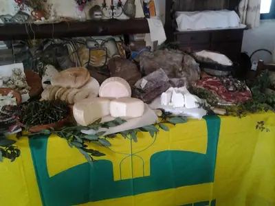 Cibo presso l'agriturismo o nelle vicinanze