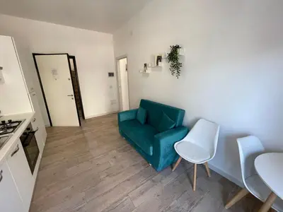 Cucina o angolo cottura di Guest - Comodo appartamento a pochi minuti dal mare!