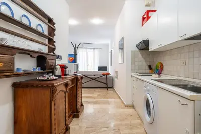 Cucina o angolo cottura di Panorama di mare suite via Cima Cagliari Centro
